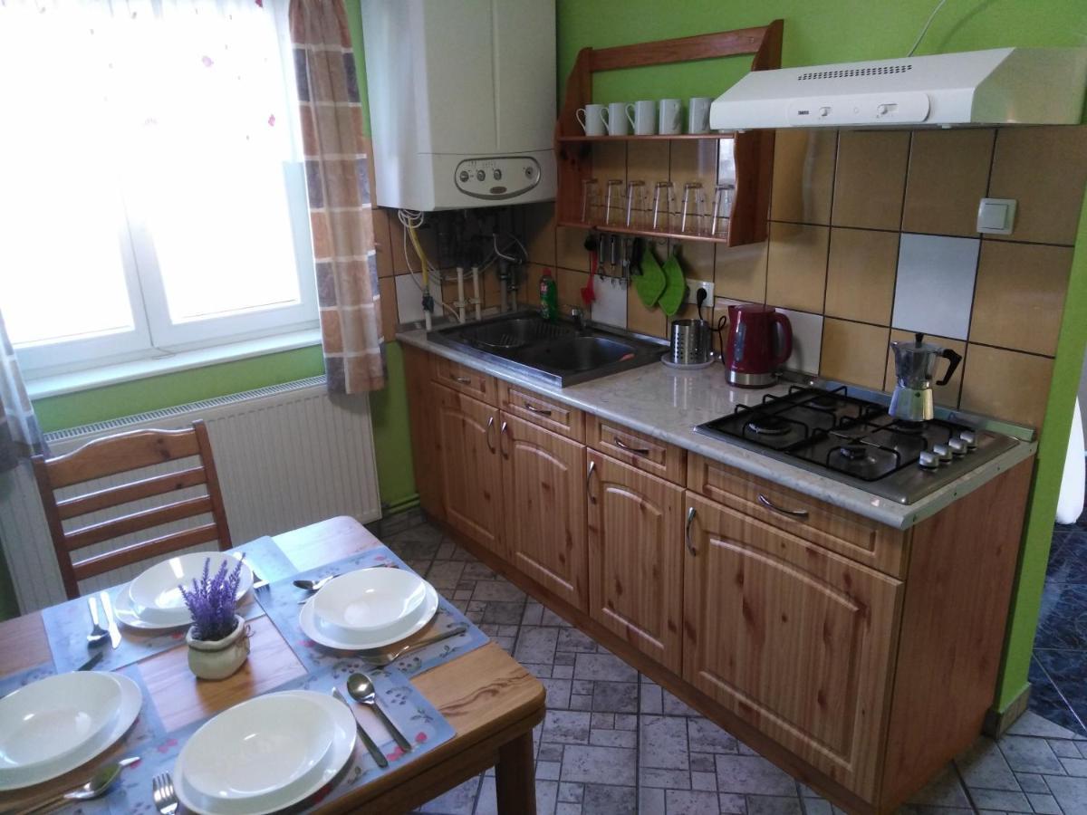 Arinza Apartman Vendeghaz Mezőkövesd Εξωτερικό φωτογραφία